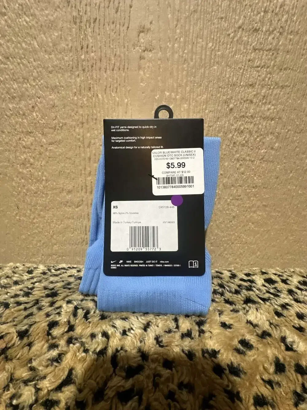 Nike Classic II Cushion OTC Soccer Socks (Valor Blue/White)